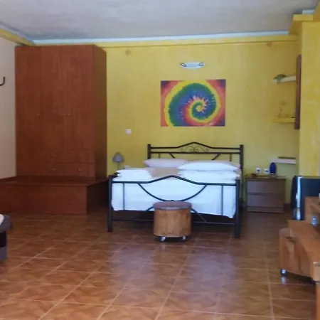 Village Life Holiday home Kanakades