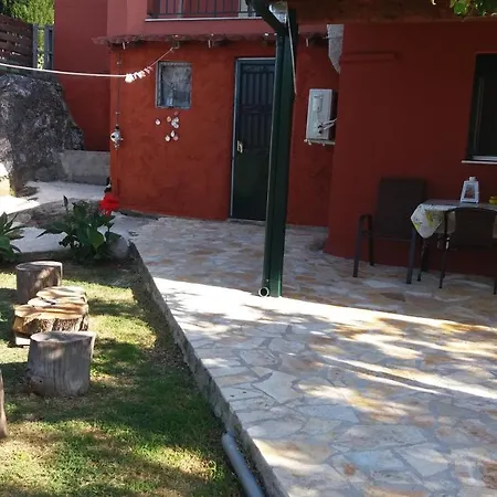 Village Life Holiday home *