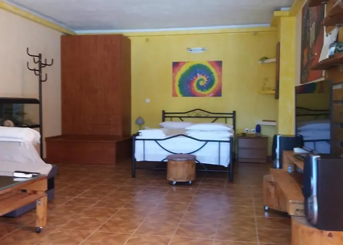 Village Life Feriehus Kanakádes