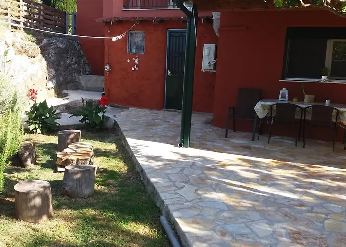 Village Life Дом отдыха *